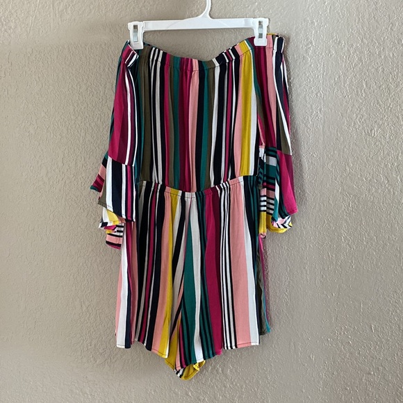 Romper - Picture 2 of 2